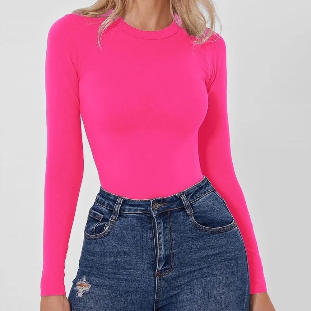 Long sleeve round neck bodysuit minimalist pink